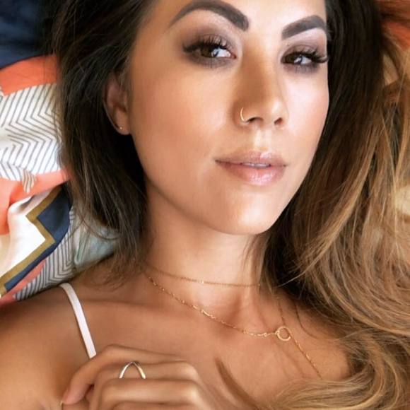 Meet your Posher, Allison - Picture 1 of 1